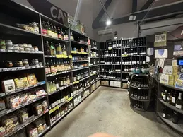 114-biocoop-biotope-rayon-cave-vin-viere-bio-2.webp